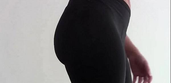  I love how tight these new yoga pants are JOI